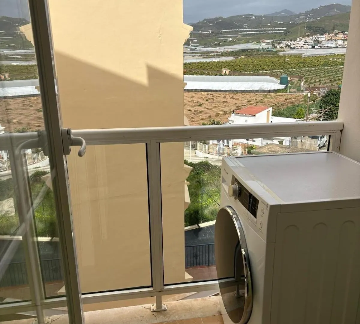 Apto Moderno Y Familiar Junto Al Mar Torrox Spain